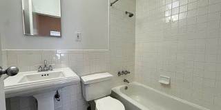 1795 Lexington Avenue Gallery 8