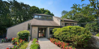 Stone Run East Gallery 22
