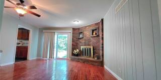 874 Hollyridge Drive Gallery 6
