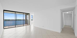 105 Lake Emerald Drive Gallery 4
