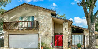Charming 4-Bedroom with Modern Upgrades in Prime Location Gallery 1