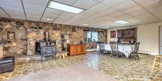 4565 Madison Avenue Gallery 18