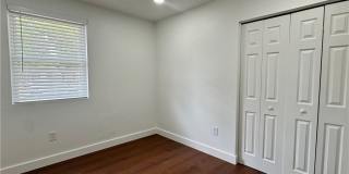 16 Ventura Boulevard Gallery 17