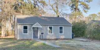 Charming Renovated Home with Modern Upgrades and Spacious Yard! Gallery 1