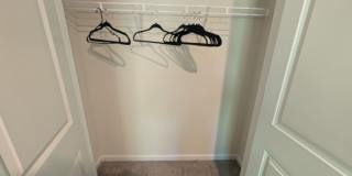 Room in 3 Bedroom Home at North Mills Rd Gallery 32