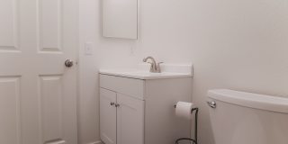 Downstairs 2-Bedroom Condo in Banning--55+ Gated Community! Gallery 13