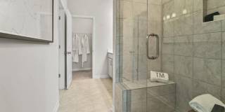 323 Sammon Way Gallery 30