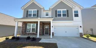 4Bed/3.5Bath 3190 sq ft home located in the Falls Gallery 1