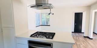 Charming 3 Bed/ 2 Bath Home in Clovis Gallery 12