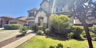 Charming 4 Bedroom Home in Springlake Gallery 52