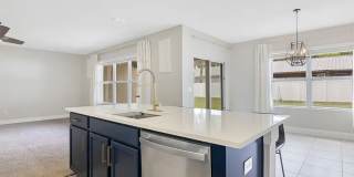 2736 Summerglen Lane Gallery 19