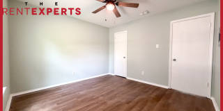 9760 Royal Woods Drive North Gallery 11