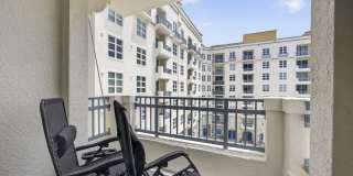 403 S Sapodilla Avenue Gallery 21