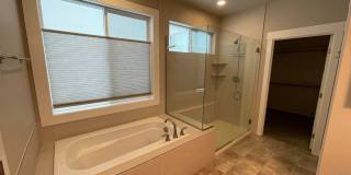 Gorgeous Home for Lease in Horn Rapids Gorgeous Home for Lease in Horn Rapids Gallery 10
