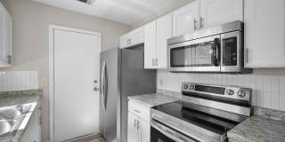 Charming Cape Cod-Style Home with 4 Bedrooms in Savannah, GA Charming Cape Cod-Style Home with 4 Bedrooms in Savannah, GA Gallery 22