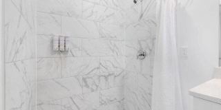 2677 Hiawatha Avenue Gallery 17