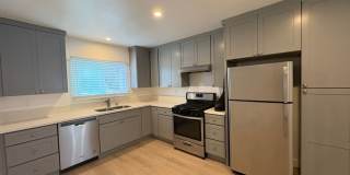 445 Rose Ave Apartments in Long Beach Gallery 1