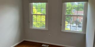 Very well maintained 3BR 3.5BA 3 level Colonial Townhome with fully fenced yard Very well maintained 3BR 3.5BA 3 level Colonial Townhome with fully fenced yard Gallery 17