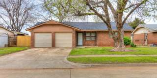 updated 3 bed house in Mustang Gallery 1