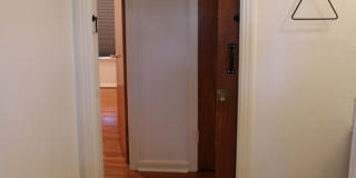 2-BEDROOM IN TERRELL HILLS Gallery 24