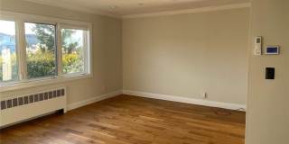 541 E Park Avenue Gallery 2