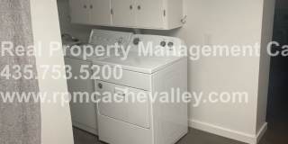 5 bedroom home close to USU! Pet friendly. Gallery 26