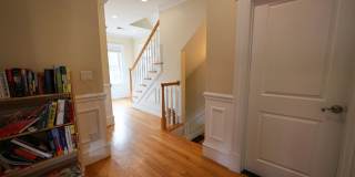 Brighton Oversized 4 Bed / 3 Bath – 2,800 SF – In-Unit Laundry – 6/1 Gallery 14