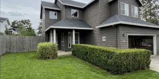 3 Bedroom 2.5 Bath Newberg OR Gallery 1