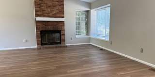 3 bed, 2 bath tri-level home - Cherry Creek School District Gallery 4