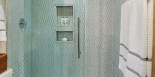 101 E Cooper unit: 202 Gallery 6