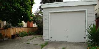 Bungalow near El Cerrito Plaza BART and Plaza. Gallery 1