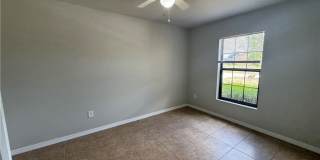 1020/1022 NE 8th Place Gallery 10