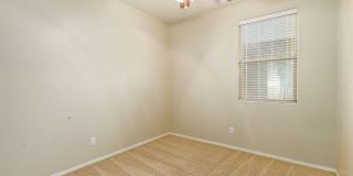 Attractive 3 bed, 2 bath home Gallery 21