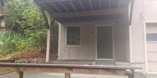 1 Bedroom Unit in the Trees Gallery 1