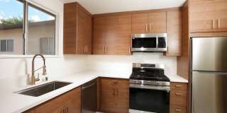 7046 Murietta Avenue Gallery 9