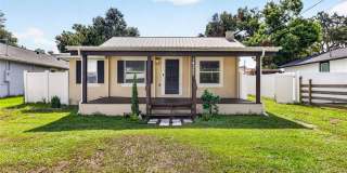 Dade City Bungalow w/ detached studio Gallery 1