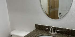 Beautiful 3 bedroom 2 bath house in Eugene! Gallery 34