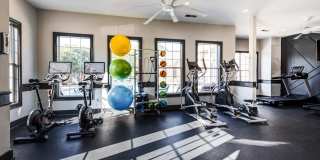 Avana on Broad Avana on Broad Gallery 21