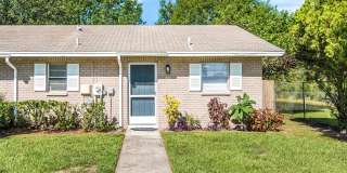 Renovated Apartment in the Heart of Carollwood Gallery 1