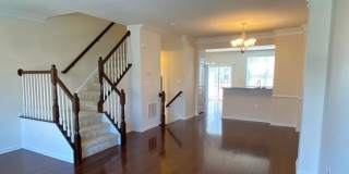 22489 CAMBRIDGEPORT Square Gallery 6