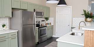 ReNew Foundry Centre Gallery 18