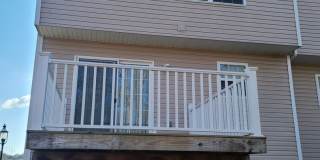 3 Bedroom 2 1/2 bath ** End Unit** Townhome for Rent in Waynesboro Gallery 5