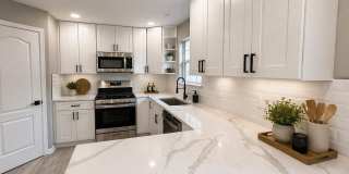 9016 LAKE LARGO Drive Gallery 3