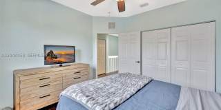 853 SW 11th Ct Gallery 36