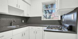 4740 Pine Tree Dr Gallery 1