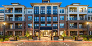 J Creekside at Exton Gallery 86