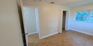 Spacious 3BR Rental with Outdoor Living Space Gallery 30
