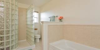 Large 2‑Story 4BR Home in Mililani Mauka Gallery 17
