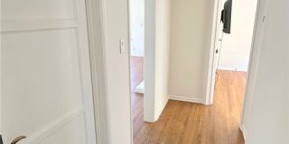 14722 Addison Street Gallery 6