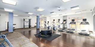 Verde at Greenbelt Station Gallery 15